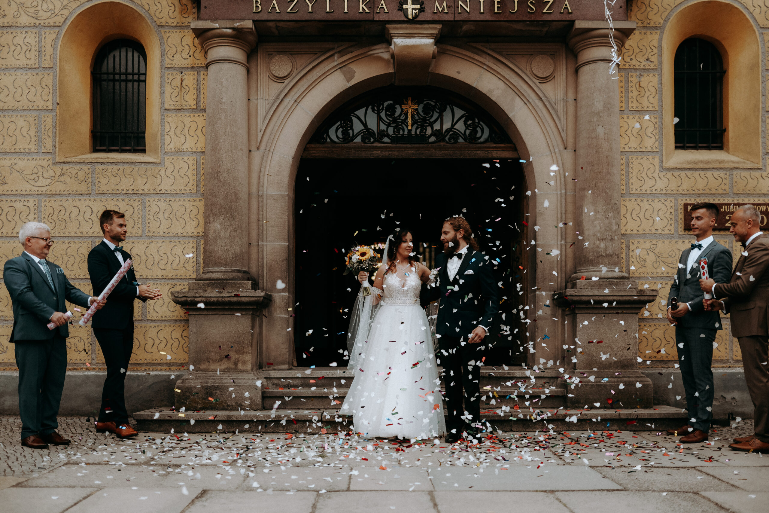 Jak wybrać odpowiedniego fotografa ślubnego na swoją sesję narzeczeńską lub ślubną?