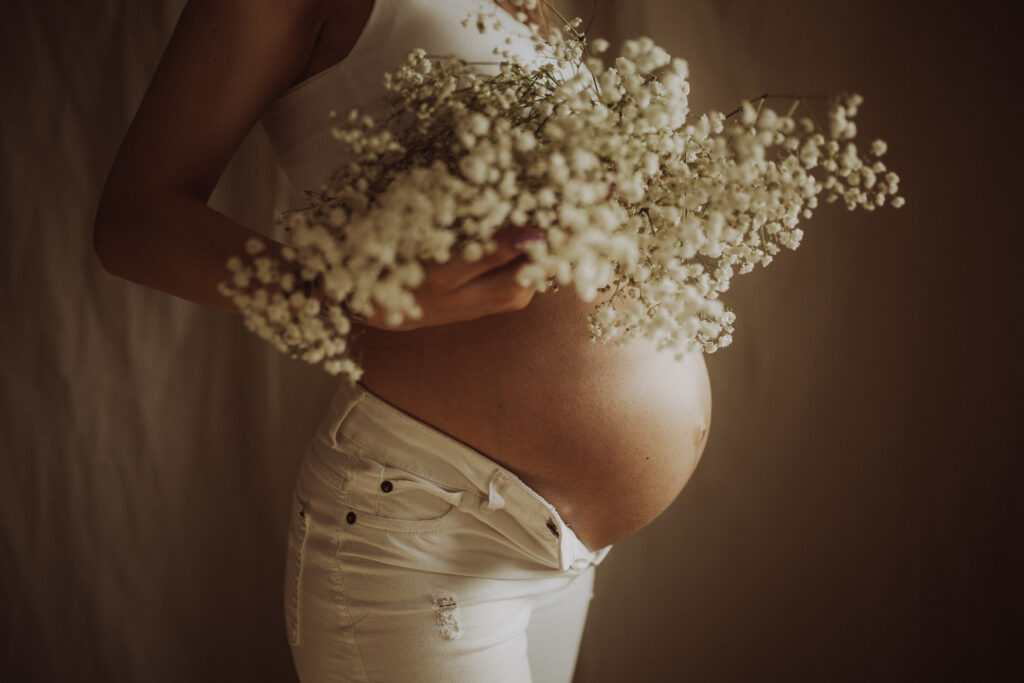 sesja brzuszkowa Raciborz Rybnik Zory Czestochowa Katowice Gliwice Chorzow Opole sesja kobieca